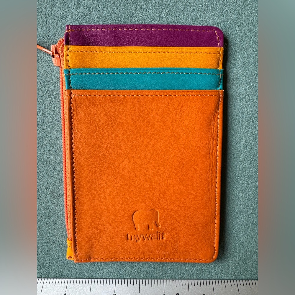 Women’s Wallets Lot of 5 - Coach, Mywalit, Latico, FashionExpress, Dog Wallet - Picture 4 of 16